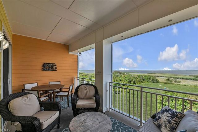 3738 Sandpiper Rd Apt 431B, Virginia Beach, VA 23456