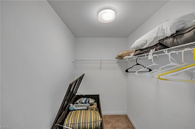 3738 Sandpiper Rd Apt 431B, Virginia Beach, VA 23456