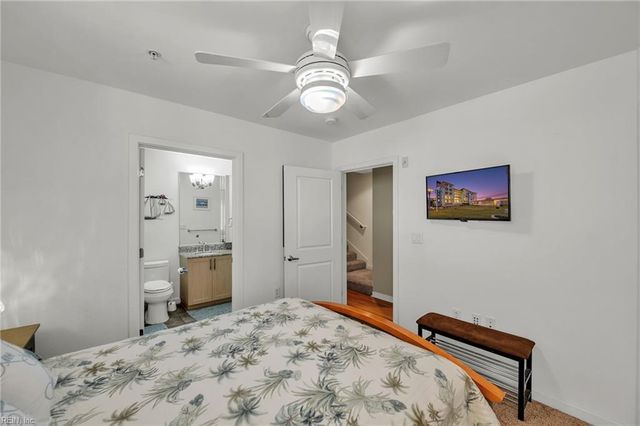 3738 Sandpiper Rd Apt 431B, Virginia Beach, VA 23456
