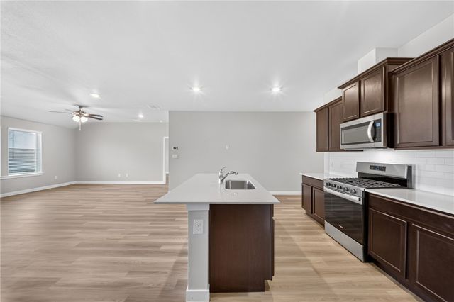 1330 Remys Way, Corpus Christi, TX 78415