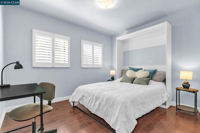 1331 Pear Dr, Concord, CA 94518