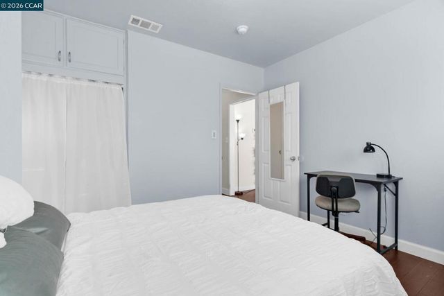 1331 Pear Dr, Concord, CA 94518