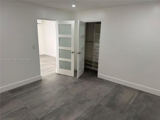 731 E 19th St, Hialeah, FL 33013