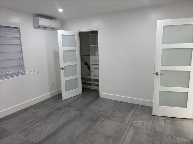 731 E 19th St, Hialeah, FL 33013