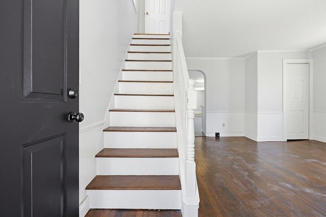 16 Patterson St, Boston, MA 02124