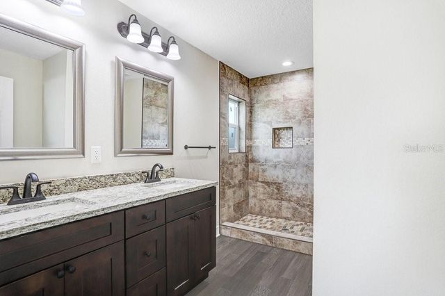 4209 W WOODLAWN AVENUE, Tampa, FL 33614