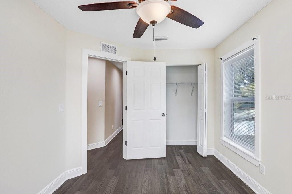 Image 19 of property listing at 4209 W WOODLAWN AVENUE, Tampa, FL 33614