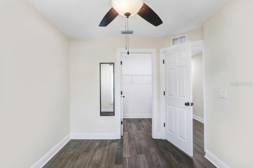 Image 21 of property listing at 4209 W WOODLAWN AVENUE, Tampa, FL 33614