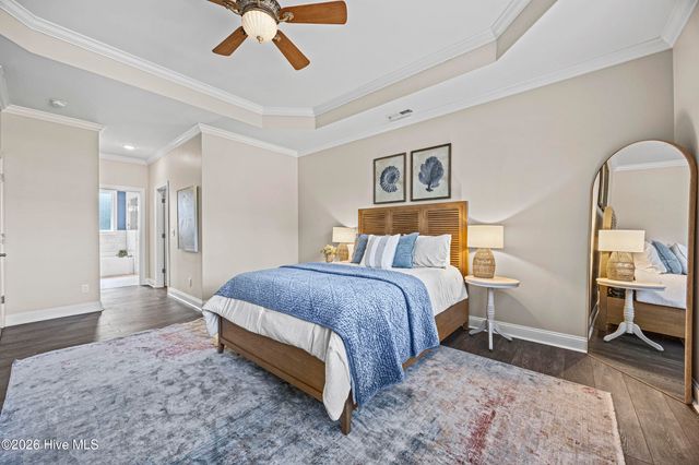 376 Crown Pointe Drive, Hampstead, NC 28443