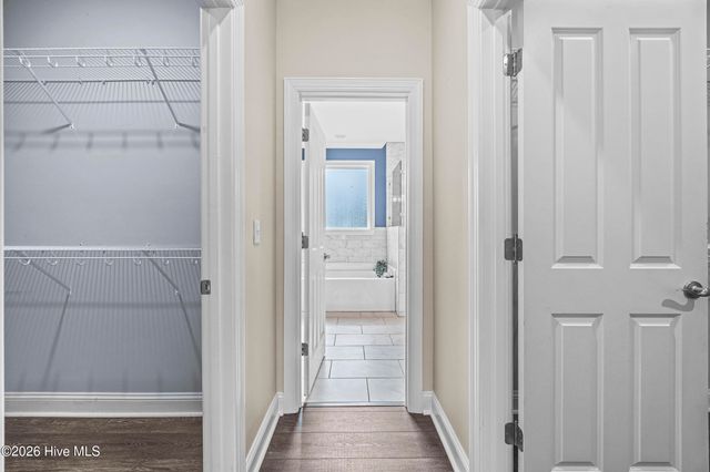 376 Crown Pointe Drive, Hampstead, NC 28443