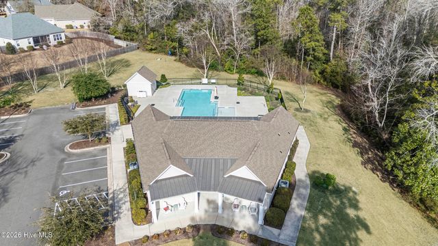376 Crown Pointe Drive, Hampstead, NC 28443