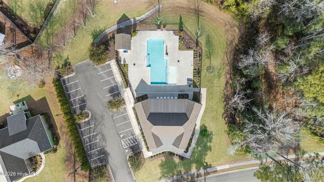 376 Crown Pointe Drive, Hampstead, NC 28443