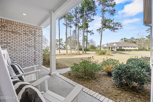 376 Crown Pointe Drive, Hampstead, NC 28443