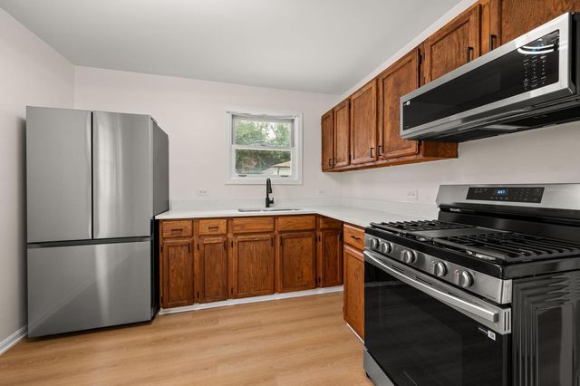 2115 W 175th Street, Homewood, IL 60430