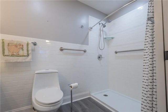 1615 Wayne Drive, St Joseph, MO 64506