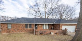 1615 Wayne Drive, St Joseph, MO 64506