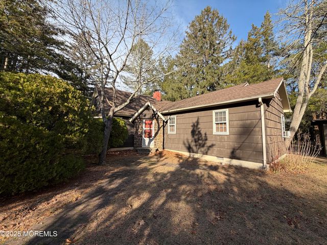 353 Arrowhead Drive, Brick, NJ 08724