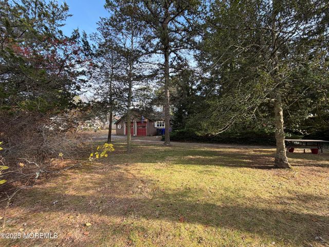 353 Arrowhead Drive, Brick, NJ 08724