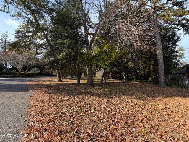 353 Arrowhead Drive, Brick, NJ 08724