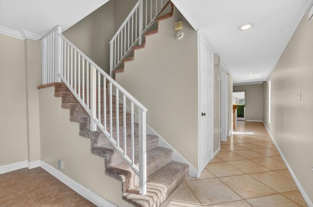 596 SE 20th Ave 4, Deerfield Beach, FL 33441