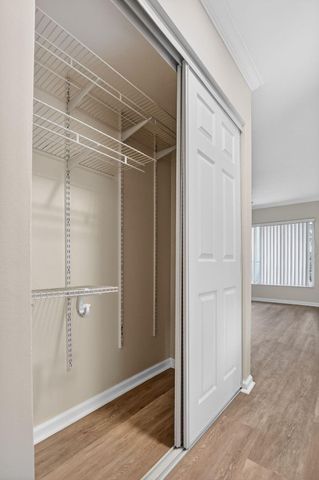 596 SE 20th Ave 4, Deerfield Beach, FL 33441