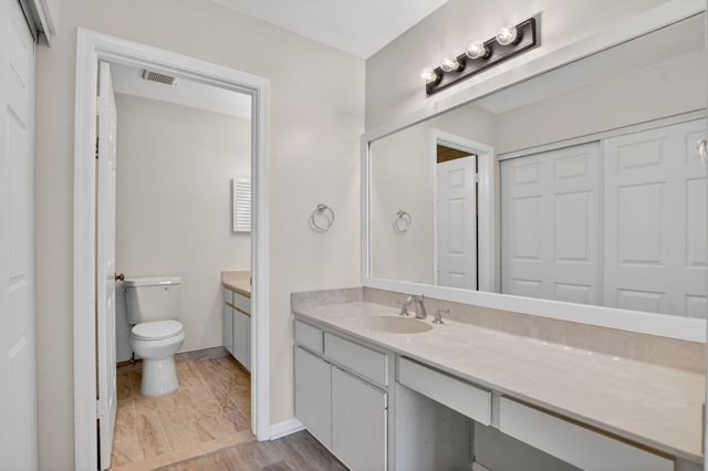 596 SE 20th Ave 4, Deerfield Beach, FL 33441