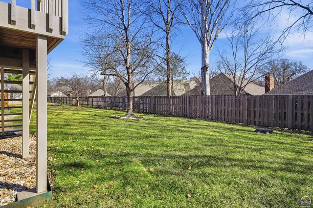2408 SW Kings CT, Topeka, KS 66614