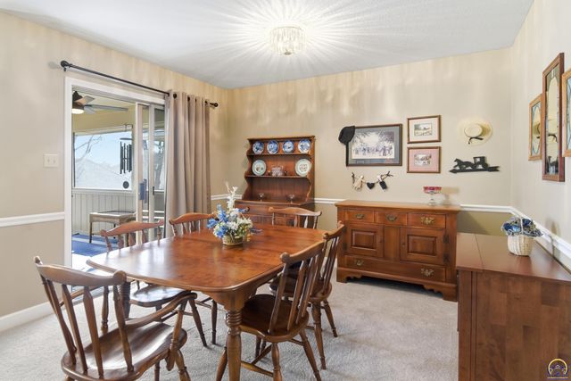 2408 SW Kings CT, Topeka, KS 66614