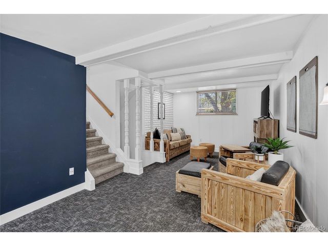 8397 Yarrow Ct, Arvada, CO 80005