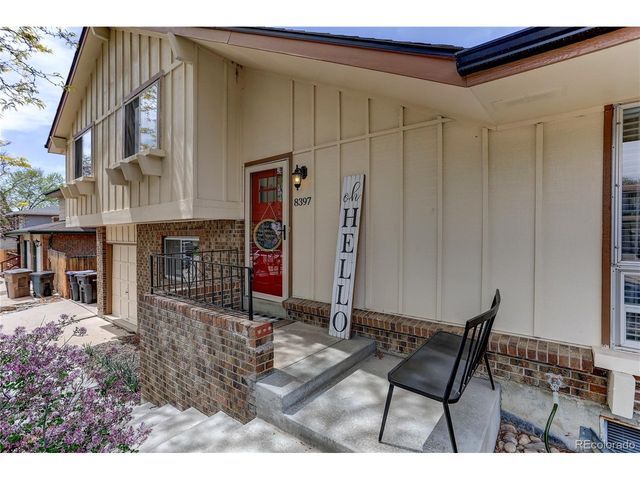 8397 Yarrow Ct, Arvada, CO 80005