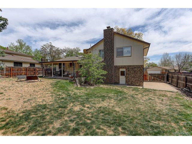 8397 Yarrow Ct, Arvada, CO 80005