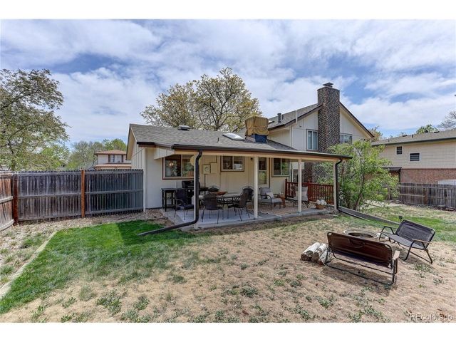 8397 Yarrow Ct, Arvada, CO 80005