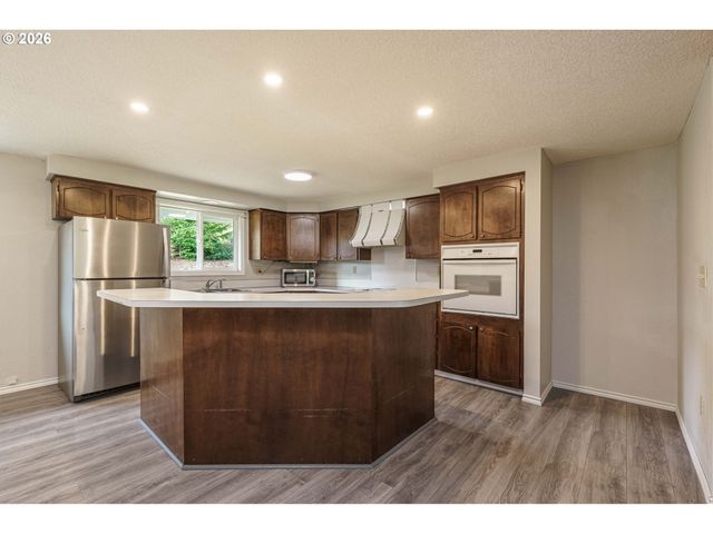 25114 Ne RAWSON Rd, Brush Prairie, WA 98606