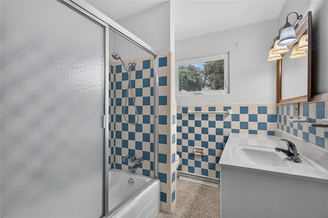 2435 BROADVUE AVE, Eustis, FL 32726
