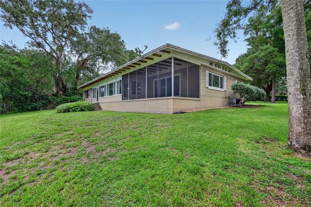 2435 BROADVUE AVE, Eustis, FL 32726