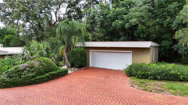 2435 BROADVUE AVE, Eustis, FL 32726