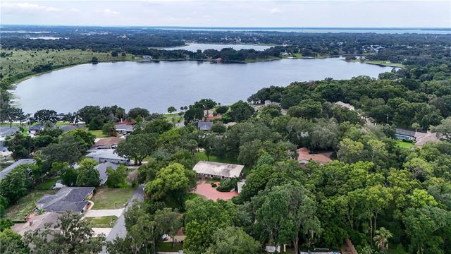 2435 BROADVUE AVE, Eustis, FL 32726
