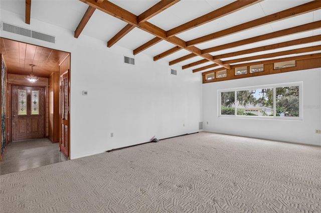 2435 BROADVUE AVE, Eustis, FL 32726