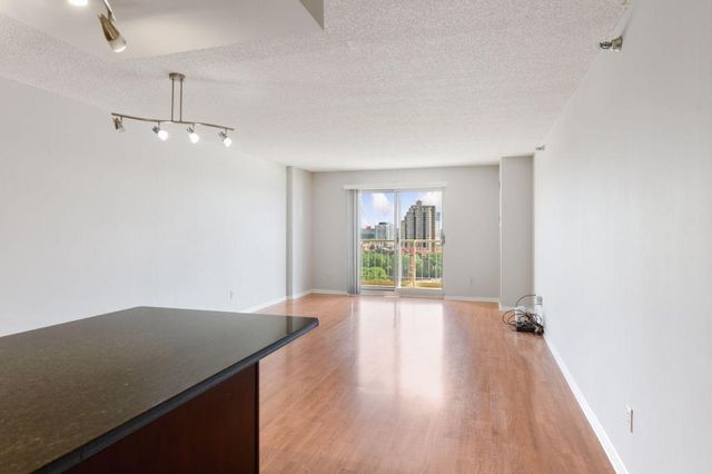 401 S 1st Street 1705, Minneapolis, MN 55401