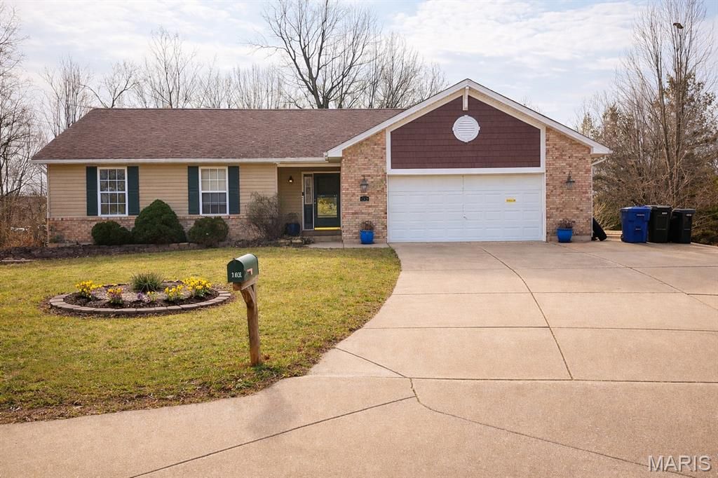 164 Eldorado Drive, Moscow Mills, MO 63362