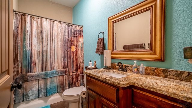 9200 County Road 1014, Joshua, TX 76058