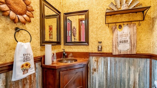 9200 County Road 1014, Joshua, TX 76058