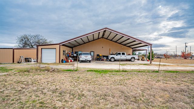 9200 County Road 1014, Joshua, TX 76058