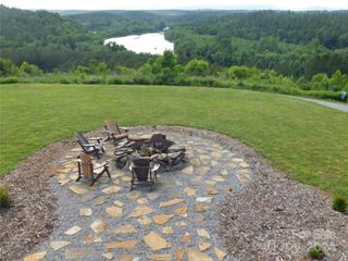 305 E Settings Boulevard NW 95, Valdese, NC 28690