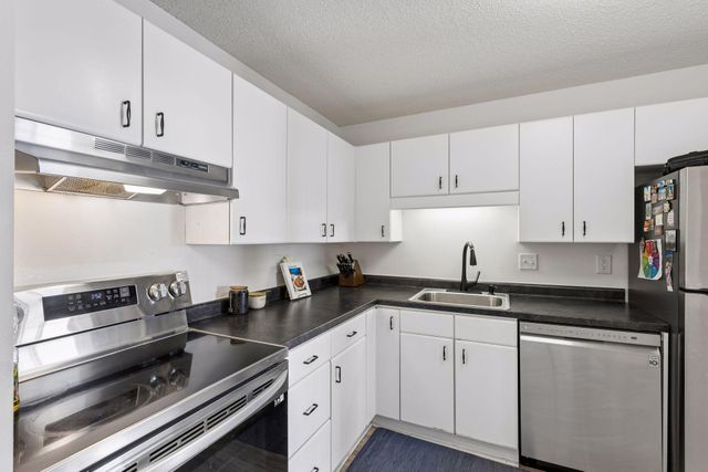 78 10th Street E 2408, Saint Paul, MN 55101
