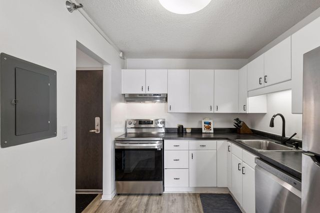 78 10th Street E 2408, Saint Paul, MN 55101
