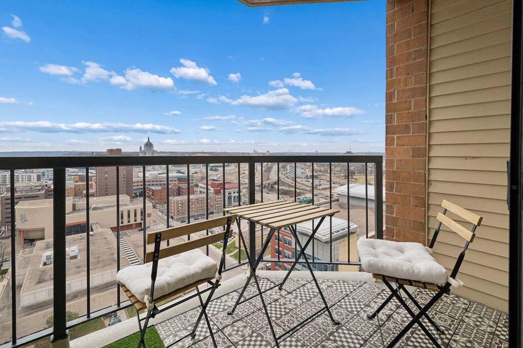78 10th Street E 2408, Saint Paul, MN 55101