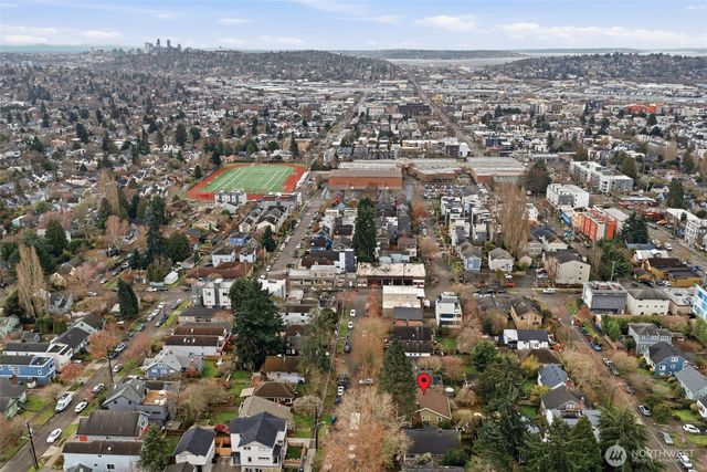 7027 Alonzo Avenue NW, Seattle, WA 98117