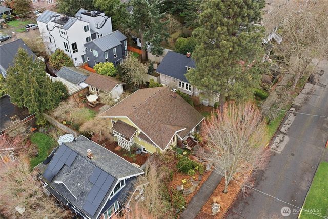 7027 Alonzo Avenue NW, Seattle, WA 98117