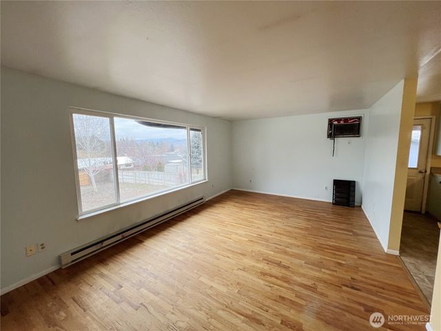 728 Sunrise Drive, Omak, WA 98841